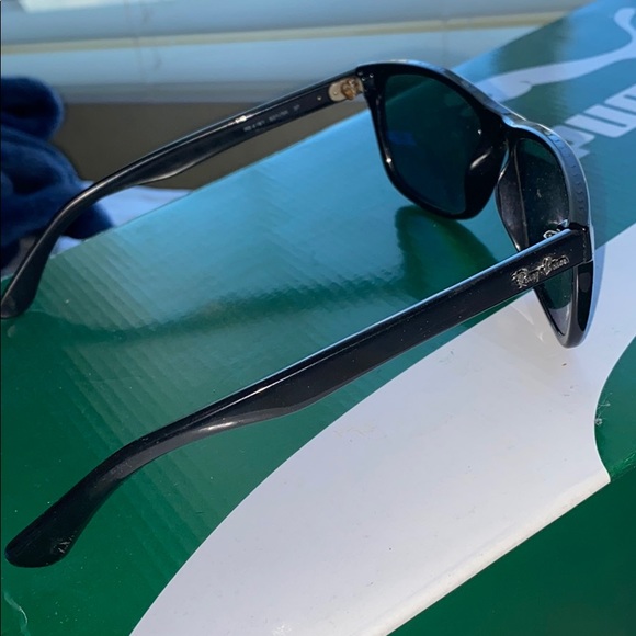 Ray-Ban’s - Picture 2 of 6